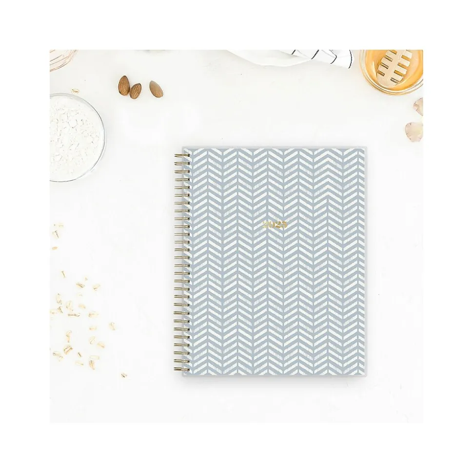 2025 Blue Sky Day Designer The Everygirl Evan Blue 8" x 10" Monthly Planner, Plastic Cover, Blue/White (150777)