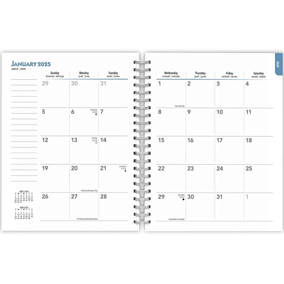 2025 BrownTrout Chihuahuas 6" x 7.75" Weekly Engagement Planner, Paper Cover, Multicolored (9781975480622)