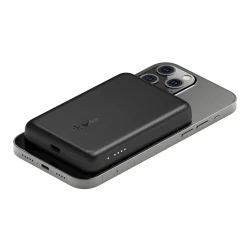 Belkin BOOST↑CHARGE Magnetic Wireless Power Bank for iPhone 12/13, 2500mAh, Black (BPD002btBK)