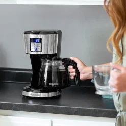 Black & Decker 12-Cups Automatic Drip Coffee Maker (CM1331S)