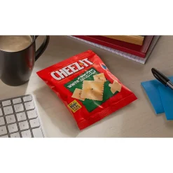 Cheez-It White cheddar Crackers, 1.5 oz., 45 Packs/Box (KEE10893)