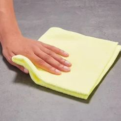 Coastwide Professional™ Microfiber Wipers, Yellow, 12/Pack (CW52879)