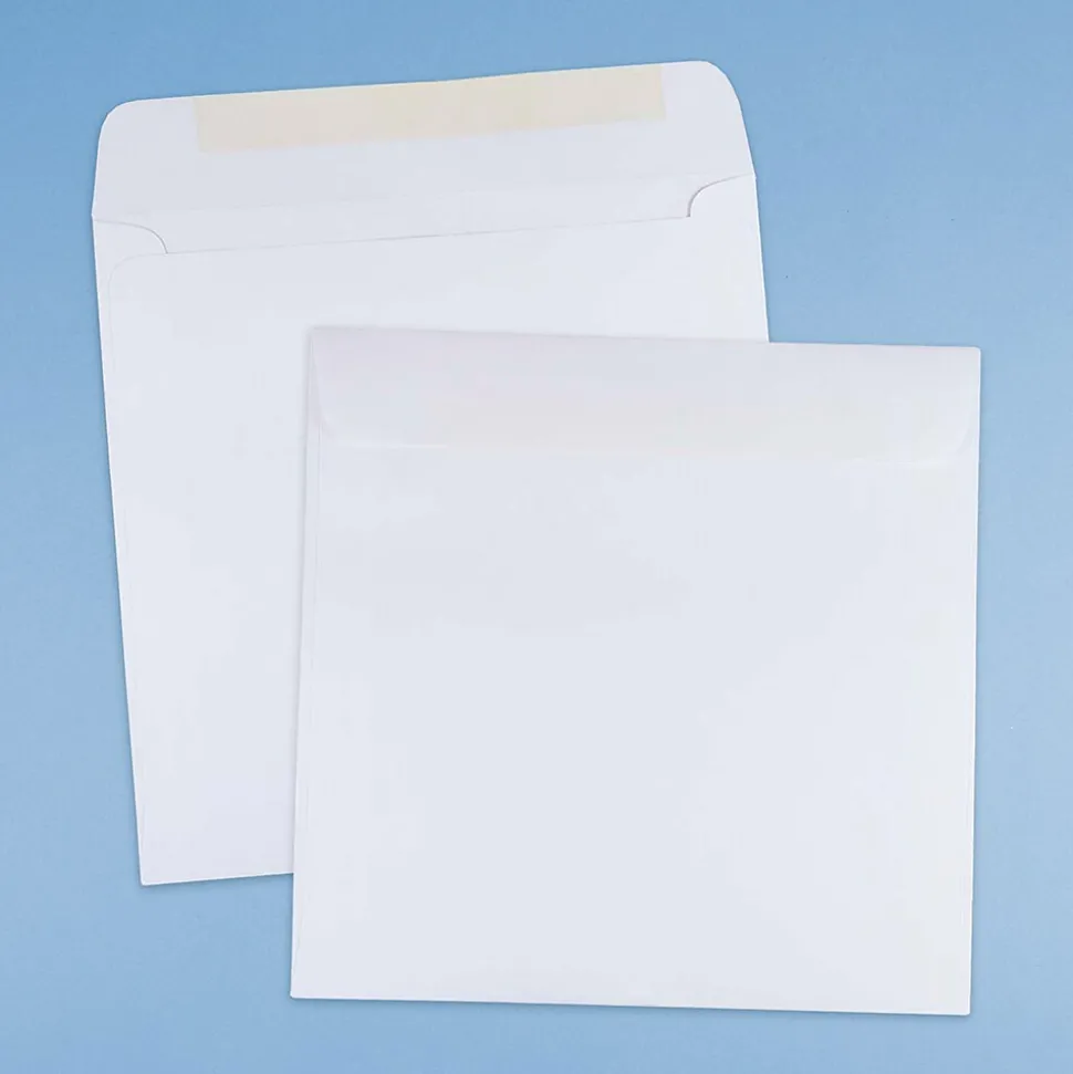 JAM Paper 8.5 x 8.5 Square Invitation Envelopes, White, 25/Pack (4231)