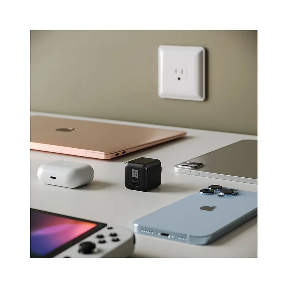 Journey Mini USB Type-C Wall Charger, Black (JWCG130BL)