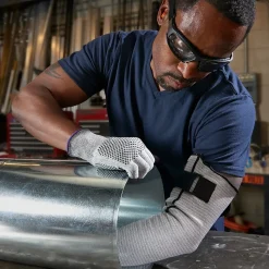 KleenGuard G60 Cut-Resistant Nitrile Cut Protection Gloves, Large, Purple (97432)