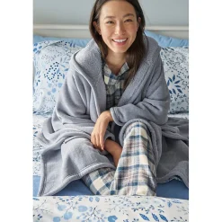 L.L.Bean Cozy Chenille Wearable Throw, Gray (1000248683)