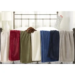 L.L.Bean Wicked Plush Throw, Antique White, Extra Large (0SAG301000)