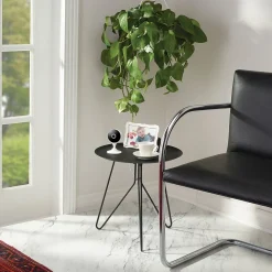 Lorex 2K QHD Indoor Wi-Fi Smart Security Camera with Person Detection, White (W461ASC-E)