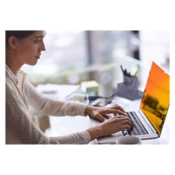 3M™ Gold Privacy Filter for Apple® MacBook Pro® 16 2019 with 3M™ COMPLY™ Flip Attach (GFNAP009)