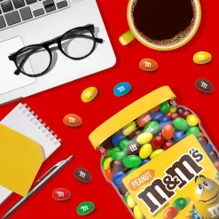 M&M's Peanut Chocolate Milk Chocolate Pieces, 62 oz. (209-00060)