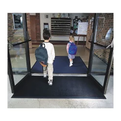 Notrax Rubber Brush Scraper Mat, 39.37