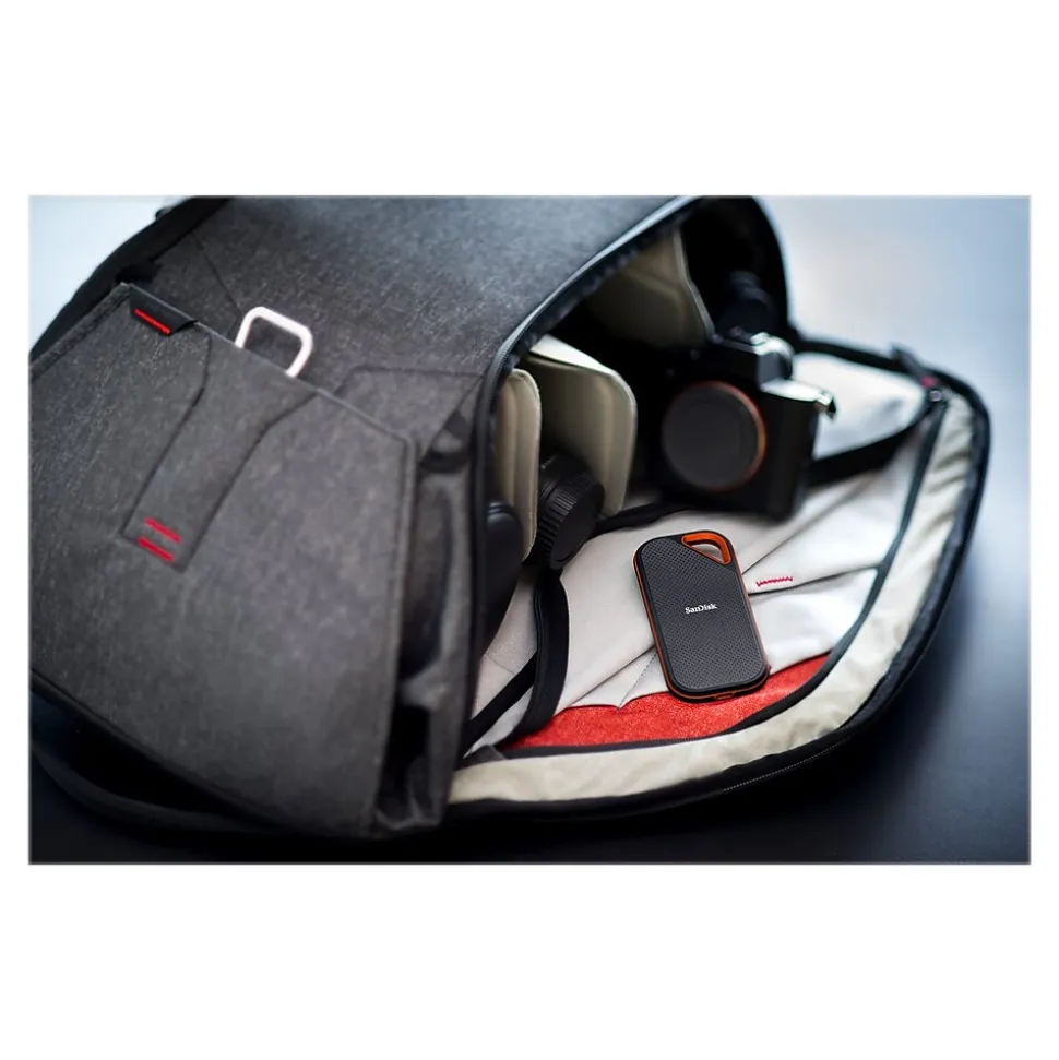 SanDisk Extreme PRO Portable 2TB USB 3.2 External Solid State Drive (SDSSDE81-2T00-G25)