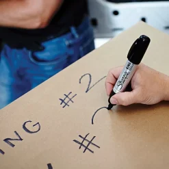 Sharpie King Size Tank Permanent Marker, Chisel Tip, Black, 12/Pack (15001A)