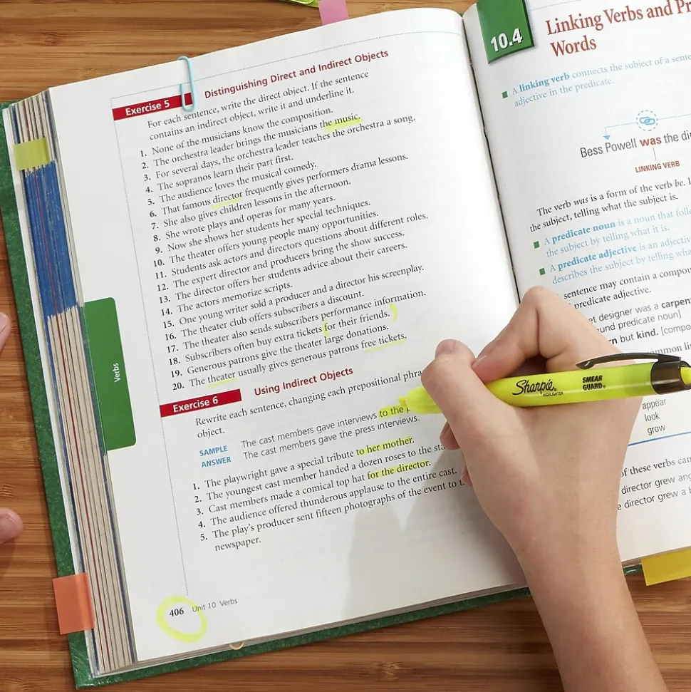 Sharpie Retractable Highlighter, Chisel Tip, Yellow, Dozen (28025)