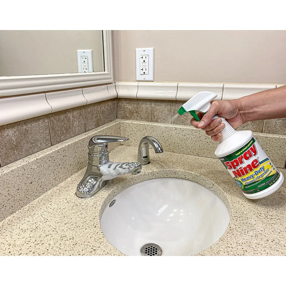 Spray Nine Kitchen & Oven Cleaner Degreaser Disinfectant, 32 Fl. Oz. (ITW26832)
