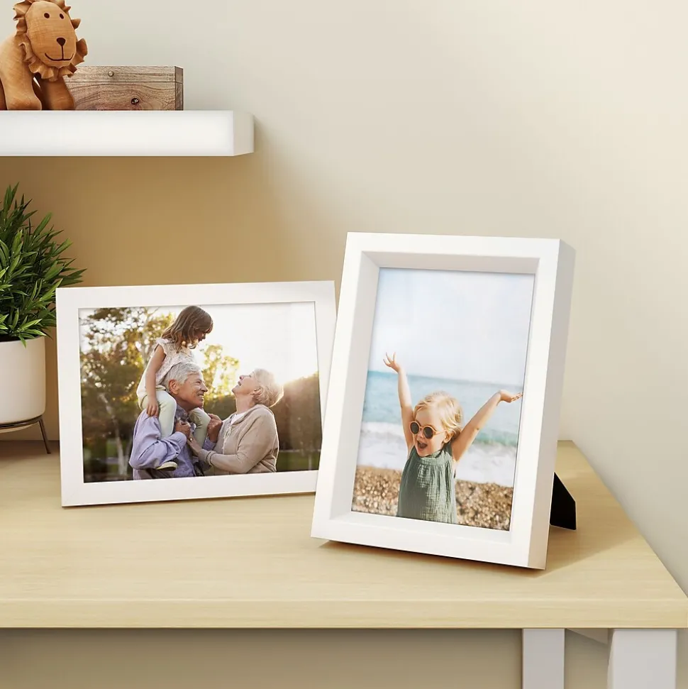 Staples Basic Glossy Photo Paper, 8.5"W x 11"L, 100/Pack (19900/13607)