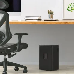 Staples 24-Sheet Cross-Cut Multi-Media Shredder (ST62156)