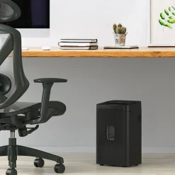 Staples 150-Sheet Micro-Cut Multi-Media Shredder (ST62157)