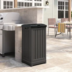 Suncast Resin Trash Can with Lid, 39 Gallon, Peppercorn and Black (GH3900)