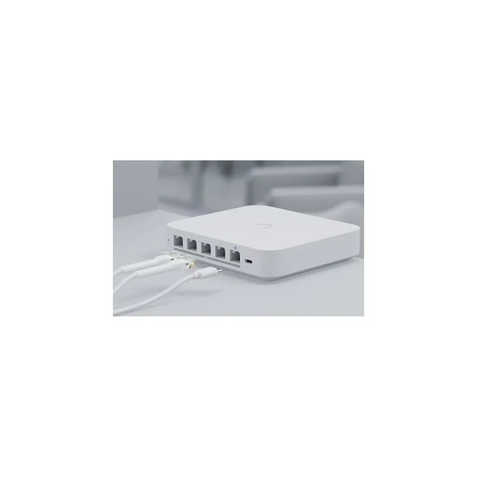 Ubiquiti Networks Gateway Max 5-Port Gigabit Ethernet Unmanaged Switch, White (UXG-MAX)