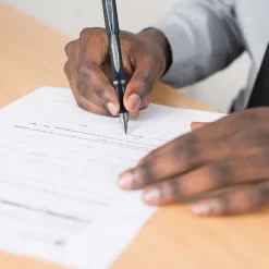 uni Jetstream Ballpoint Pen, Fine Point, 0.7mm, Black Ink, Dozen (40173)