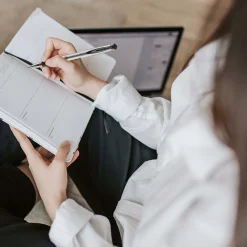 uniball 207 Impact Gel Pens, Bold Point, 1.0mm, Black Ink (65800)